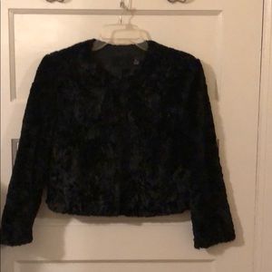 Short faux fur black H&M jacket size 6